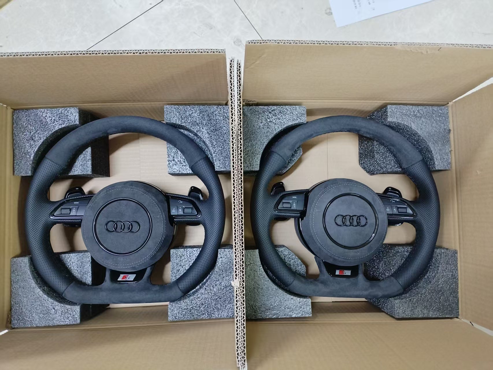 Audi Performance Lenkrad Flat-Bottom Alcantara & Perforiertes Leder – Custom Upgrade für A3, A4 B8, A5, A6 C7, Q3, TT