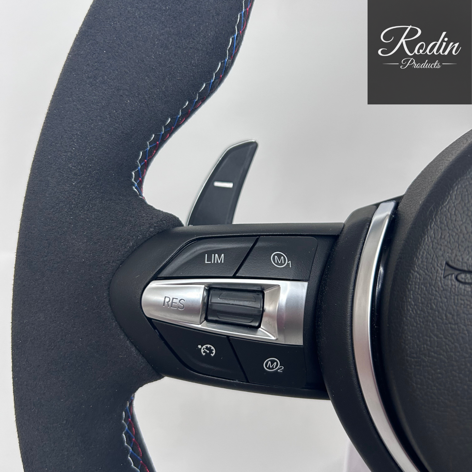 BMW M Performance Sportlenkrad – Alcantara & Leder für E-/F-Modell | 12-Uhr-Markierung Rot – Tasten und Bedienelemente von Rodin Products