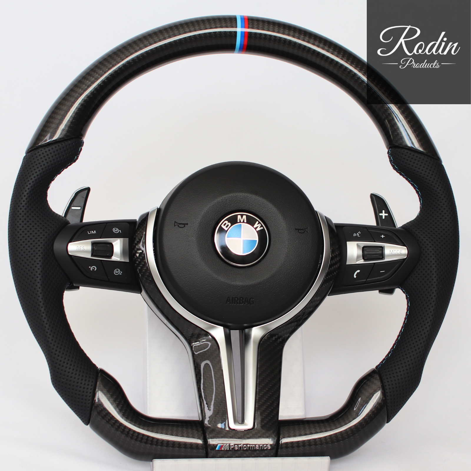 BMW M Performance Carbon Sportlenkrad – Premium Leder Veredelung für E-/F-Serie – Frontansicht von Rodin Products