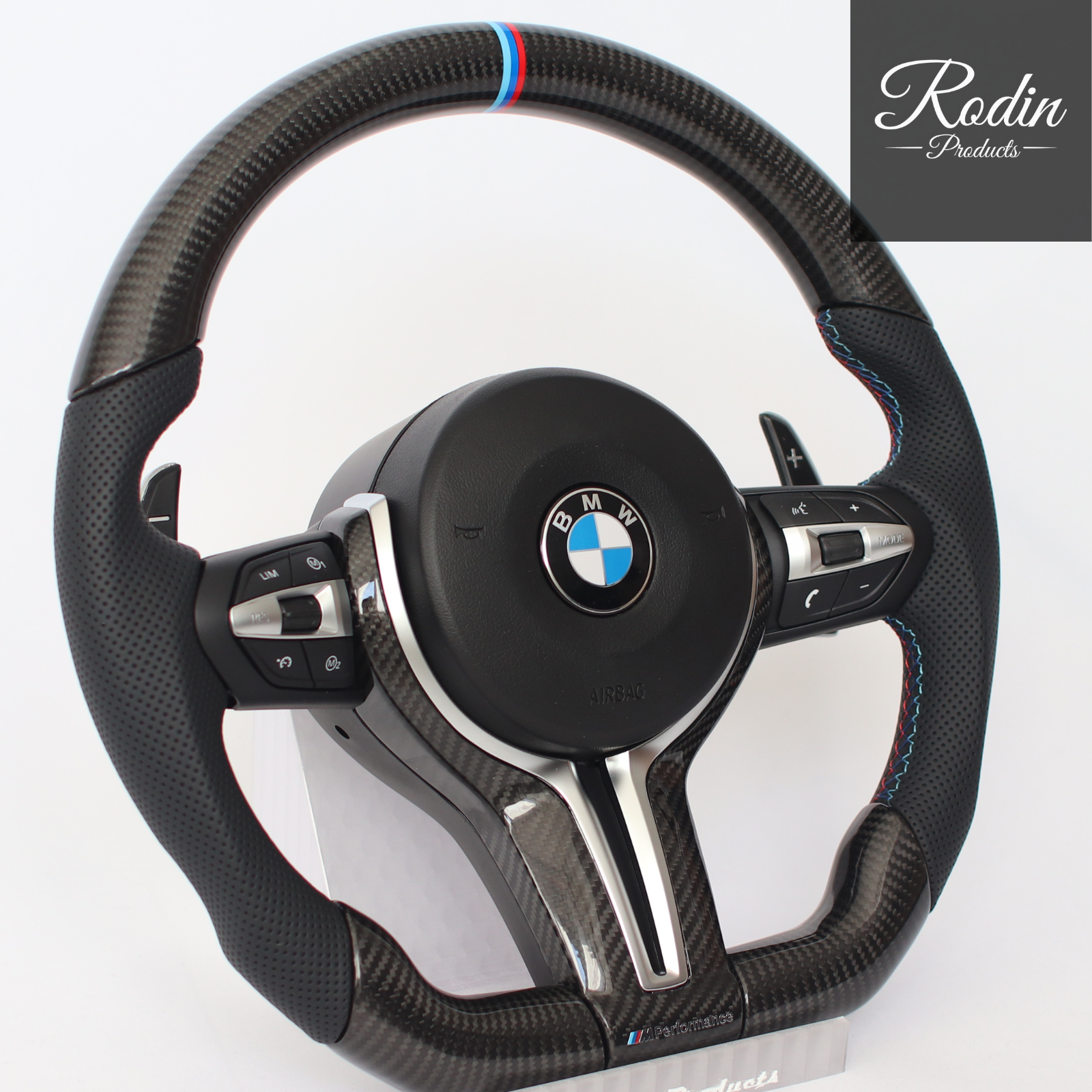 BMW M Performance Carbon Sportlenkrad – Premium Leder Veredelung für E-/F-Serie – Detailansicht von Rodin Products