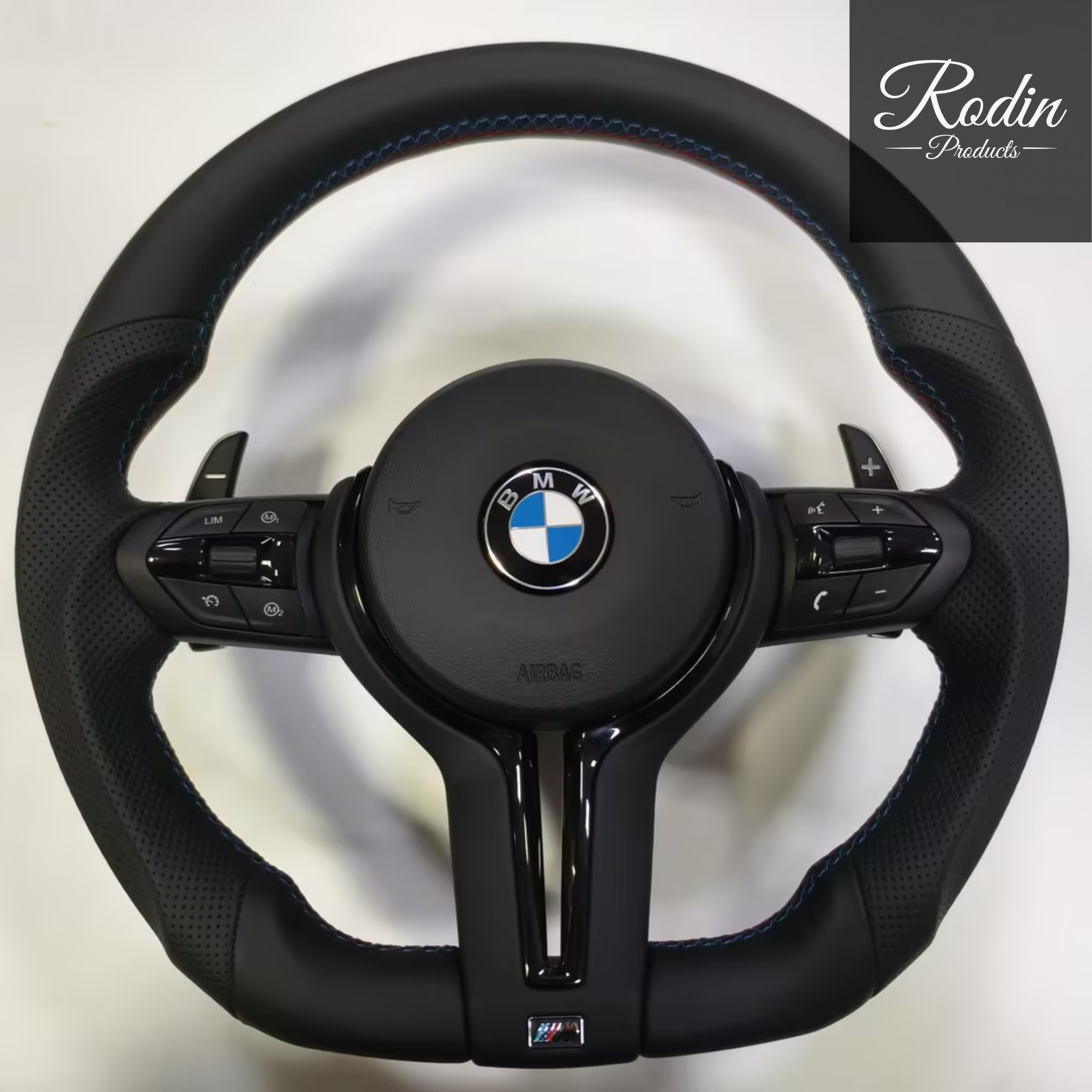 BMW M Performance Lenkrad Leder Veredelung - ALL BLACK für E-/F-Serie – Frontansicht von Rodin Products