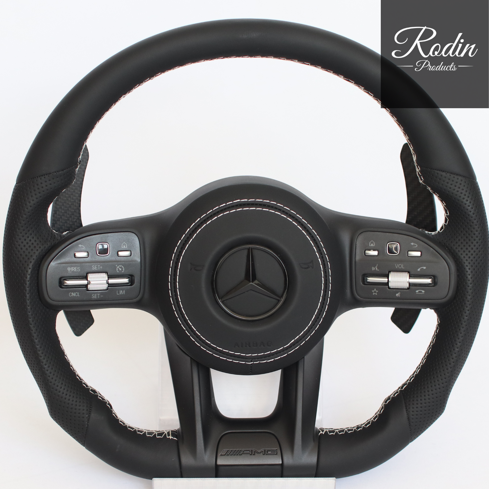 Mercedes AMG Performance Lenkrad All Black – Carbon Design für W177 W205 W213 W222 W463 – Frontansicht von Rodin Products