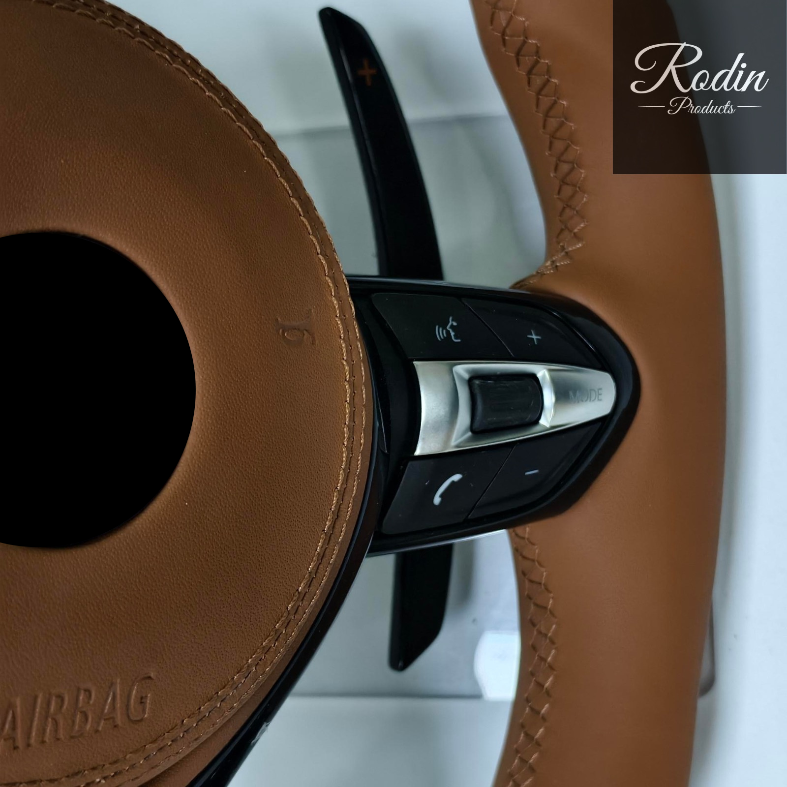 Sportlenkrad passend für BMW E-/F-Serie – braunes Leder – Rückseite von Rodin Products