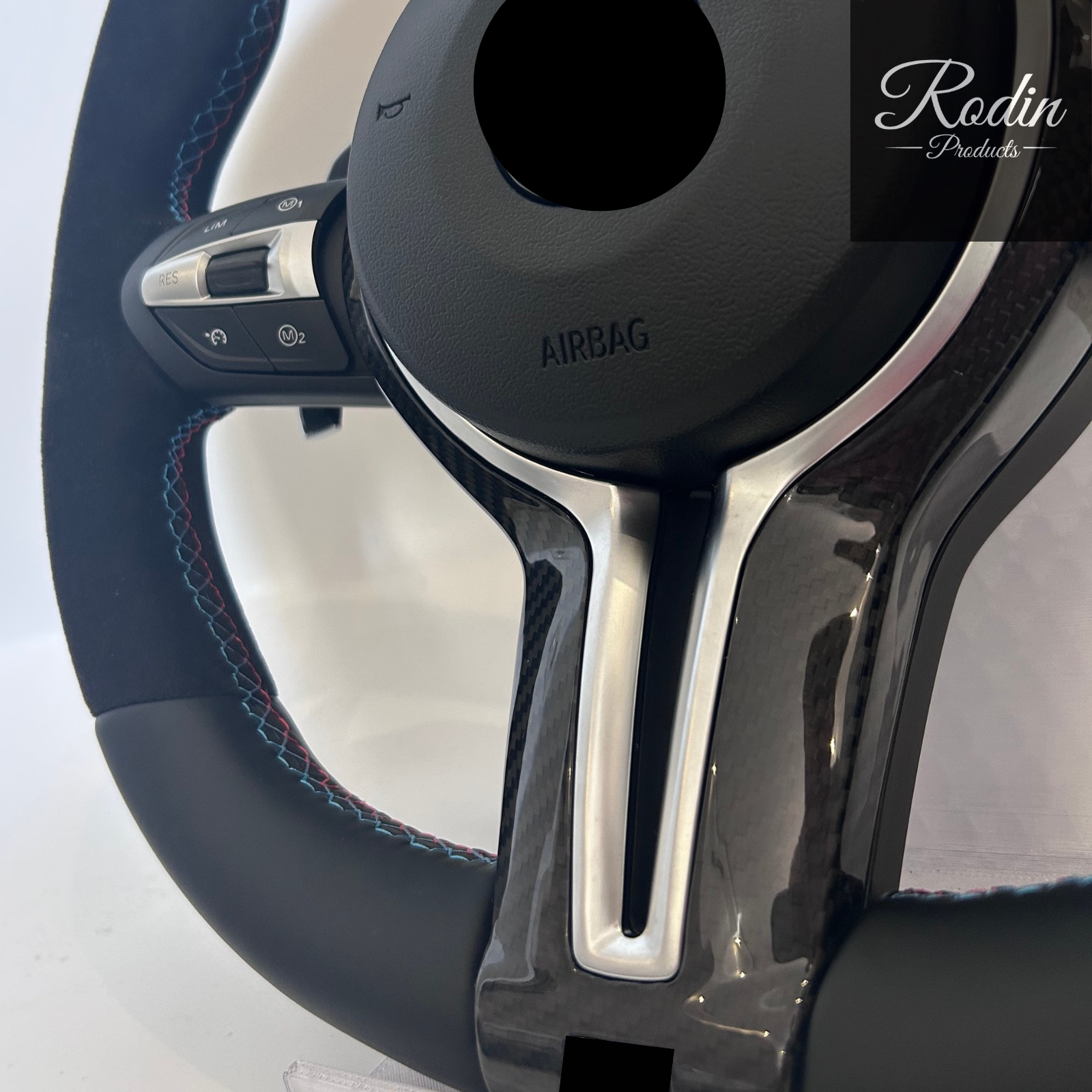 Sportlenkrad passend für BMW E-/F-Serie – Carbon & Alcantara – Tasten und Bedienelemente von Rodin Products