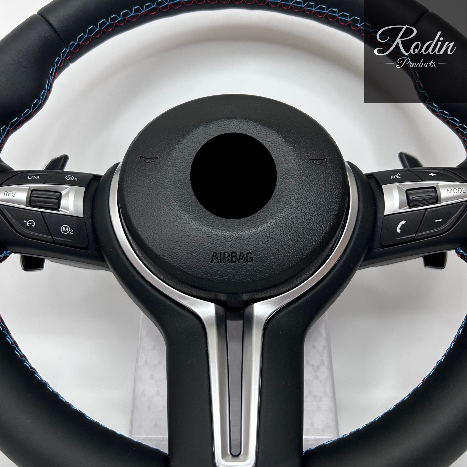 Sportlenkrad passend für BMW E-/F-Serie – Leder – Seitenansicht von Rodin Products