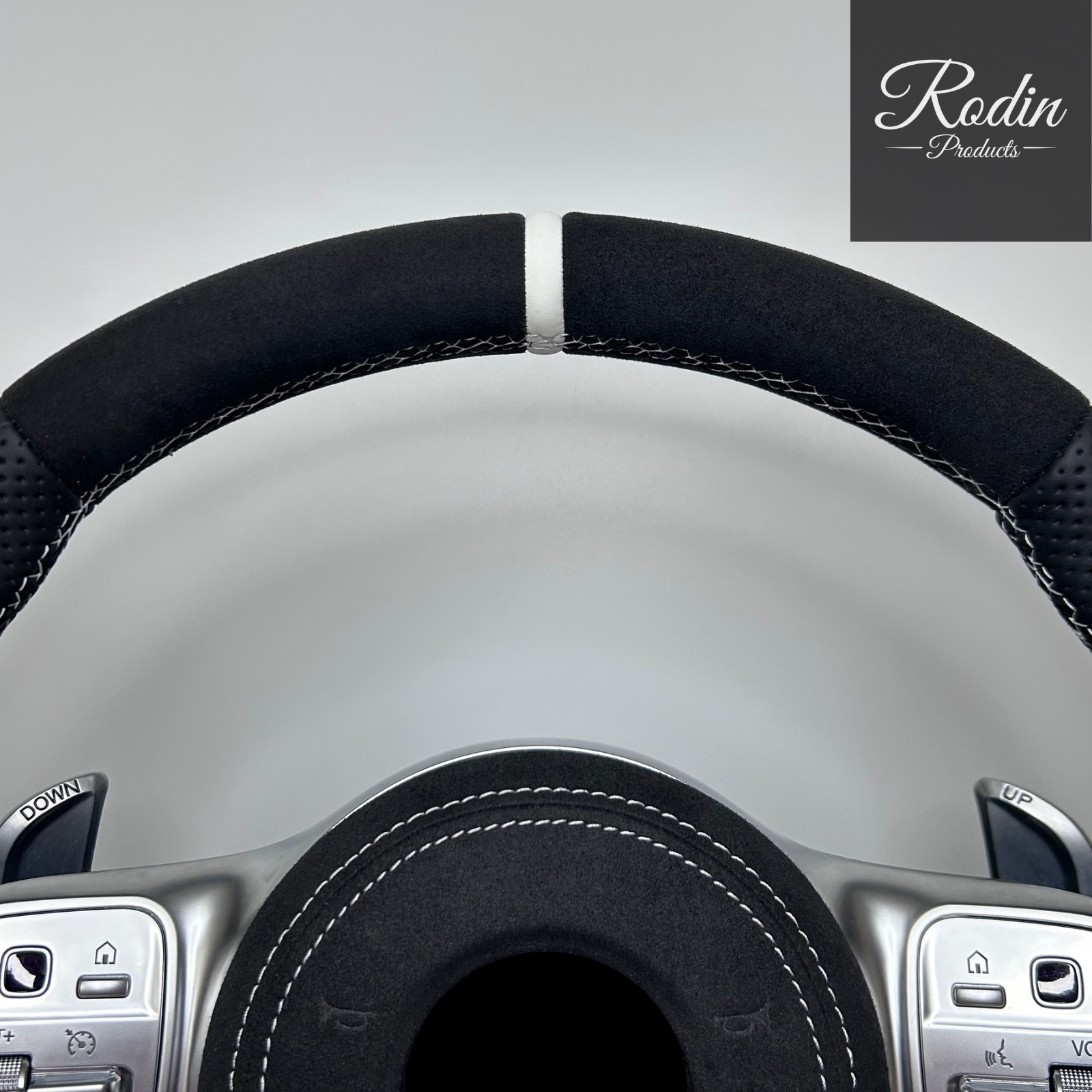 Lenkrad passend für Mercedes-Benz W205 – Alcantara & 12-Uhr-Markierung – Ansicht 4