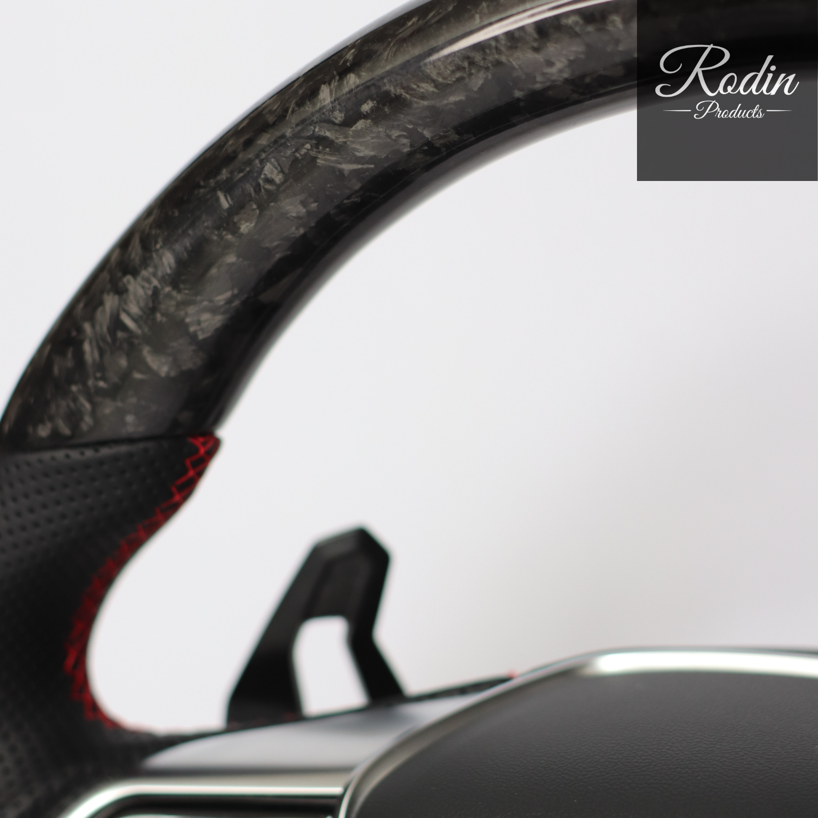 Audi B9 Forged Carbon All Black Performance Lenkrad ohne 12-Uhr-Markierung