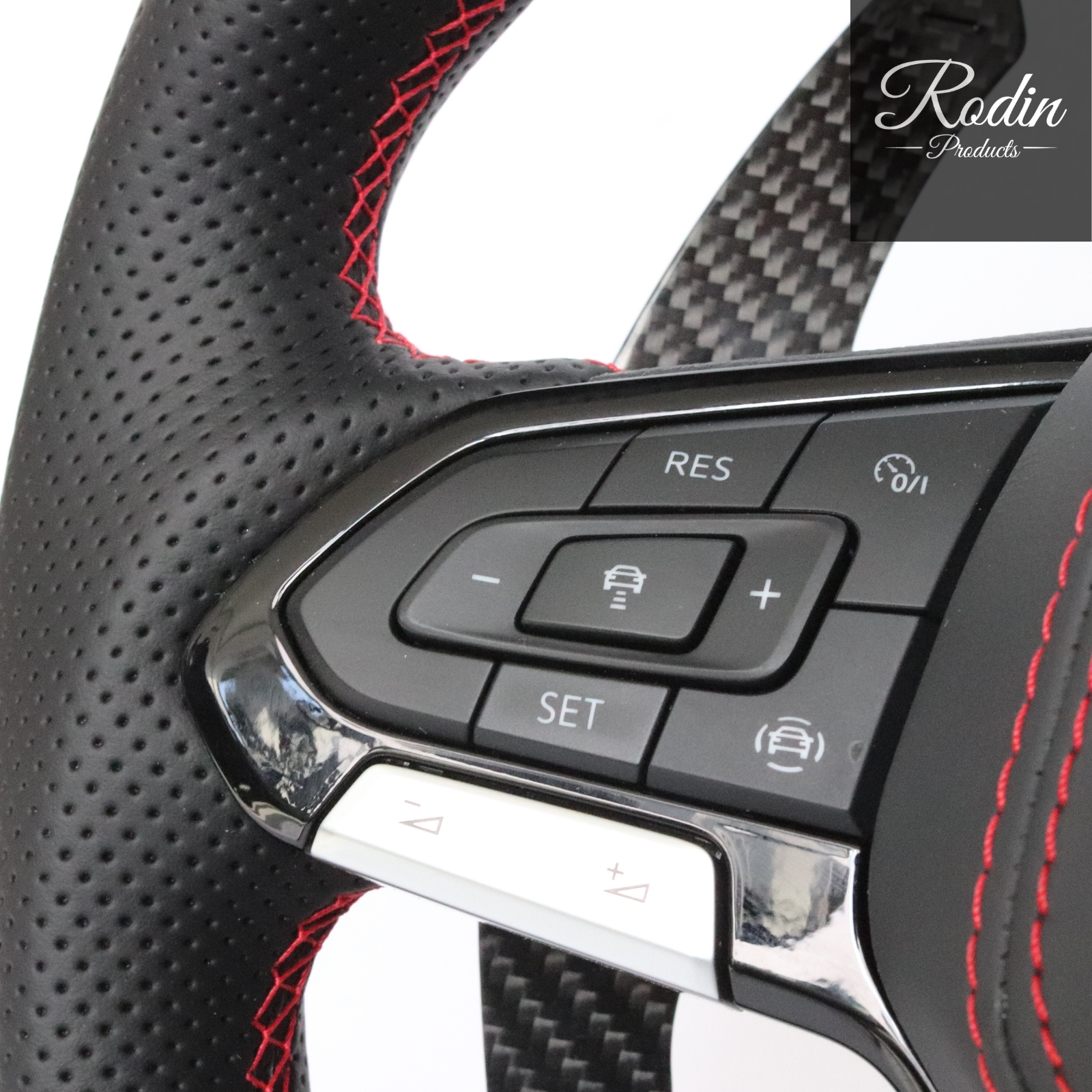 VW GTI Carbon Performance Lenkrad – Echtes Carbon, perforiertes Leder, rote 12-Uhr-Markierung – Seitenansicht von Rodin Products