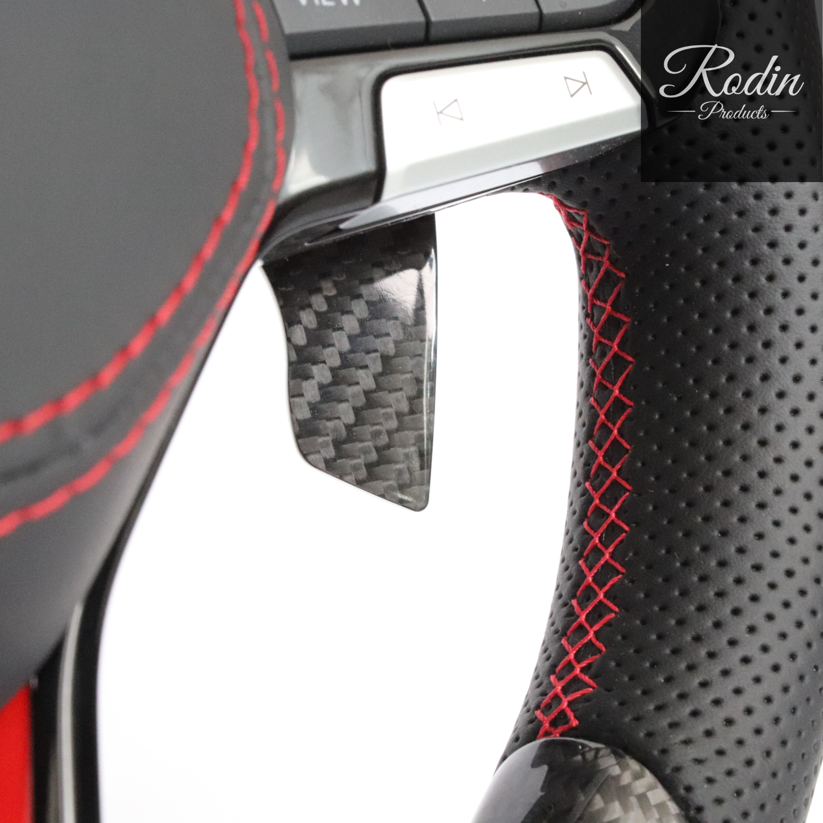 Lenkradveredelung passend für VW – Carbon & Leder & 12-Uhr-Markierung & perforiertes Leder – Produktbild 6 von Rodin Products