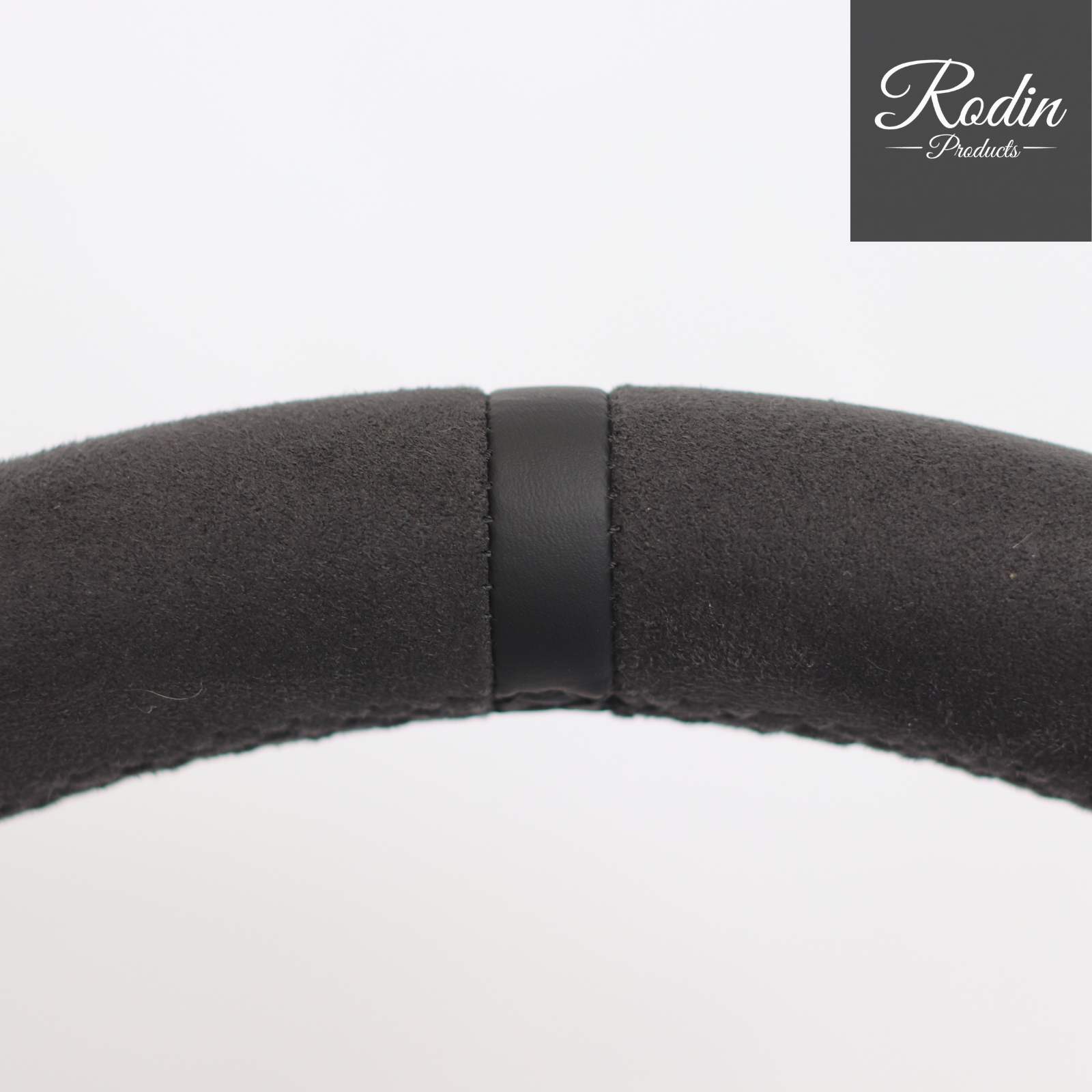 BMW M Performance Sportlenkrad Full Alcantara All Black | Für BMW E- & F-Modelle – Material-Detail von Rodin Products