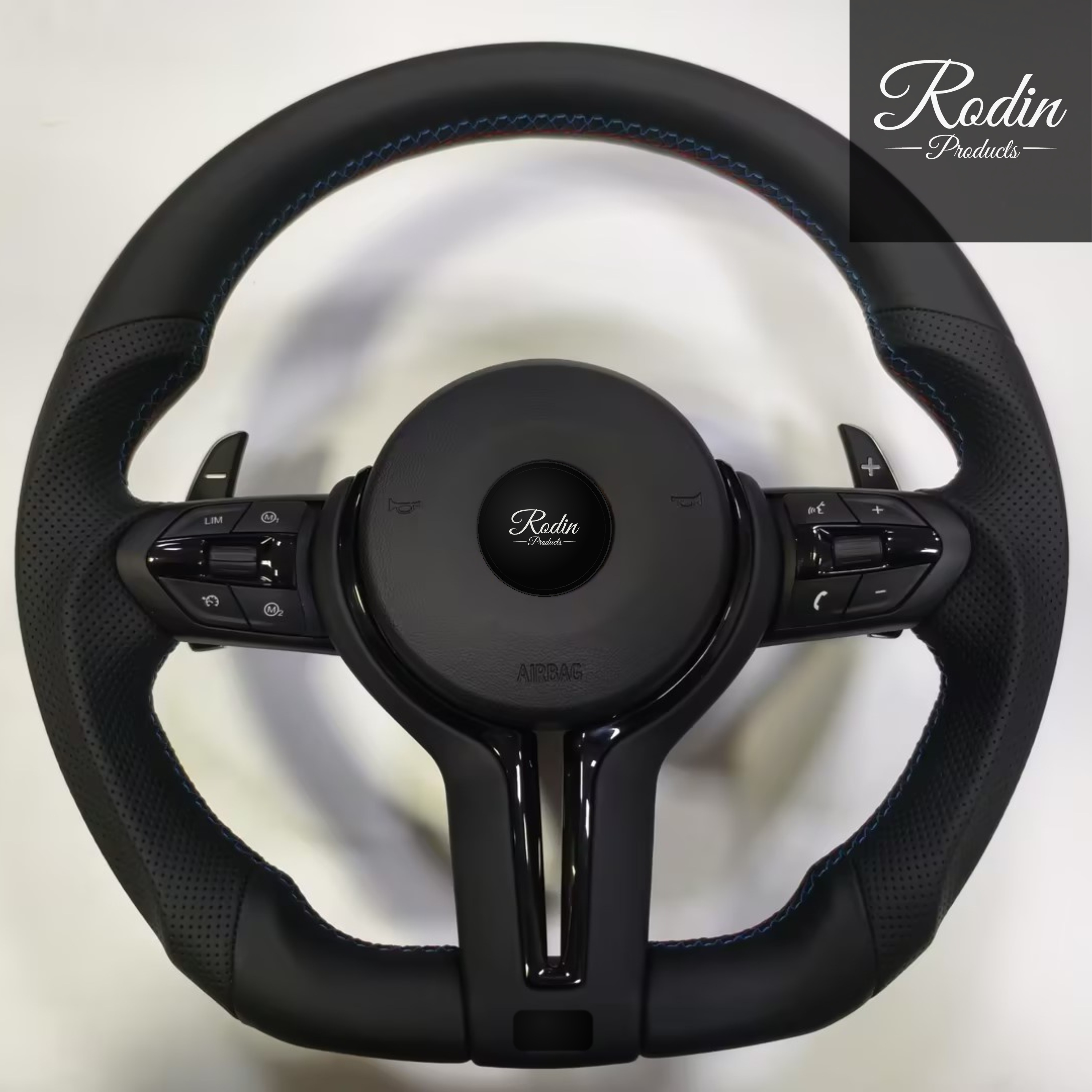 Sportlenkrad passend für BMW E-/F-Serie – All Black & Leder – Frontansicht von Rodin Products