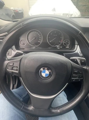 Vorher Serienlenkrad BMW
